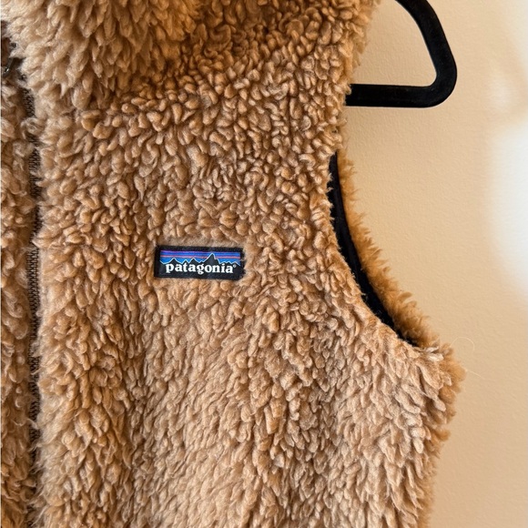 Patagonia Teddy Boucle Brown Vest - Picture 4 of 13